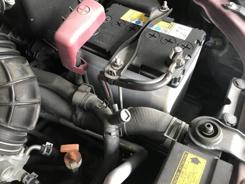 中古車のパーツ